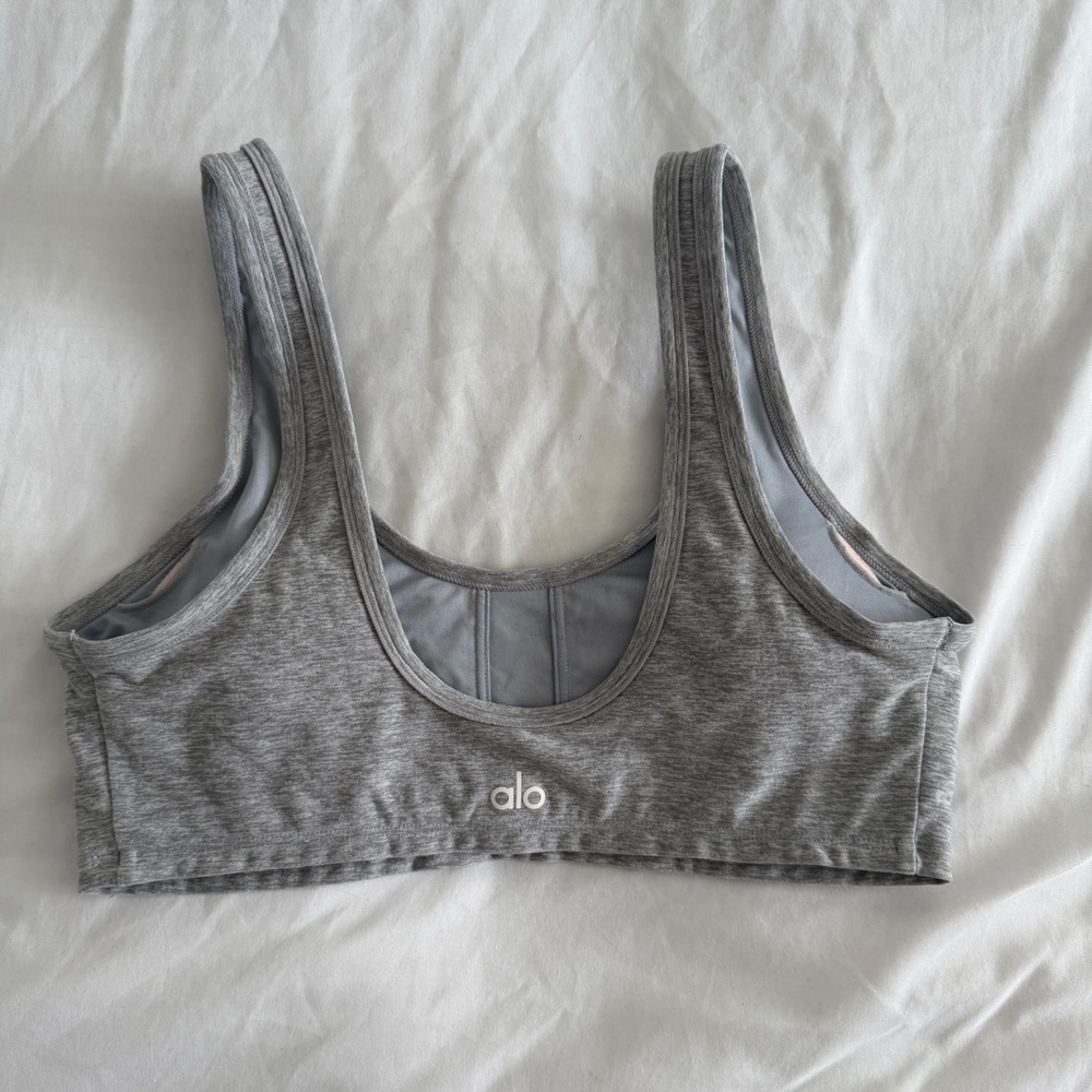 Alo Yoga Alosoft Center Stage Bra Heather Grey Medium Athletic Sports Bra - Picture 7 of 11